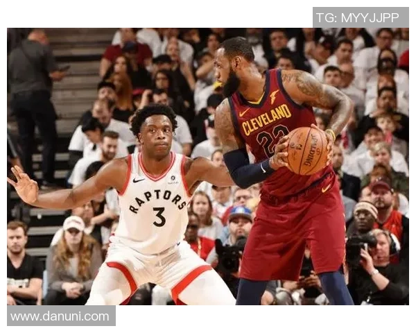 季后赛激战再升级骑士与猛龙第三场对决精彩回顾与分析 季后赛激战再升级骑士与猛龙第三场对决精彩回顾与分析