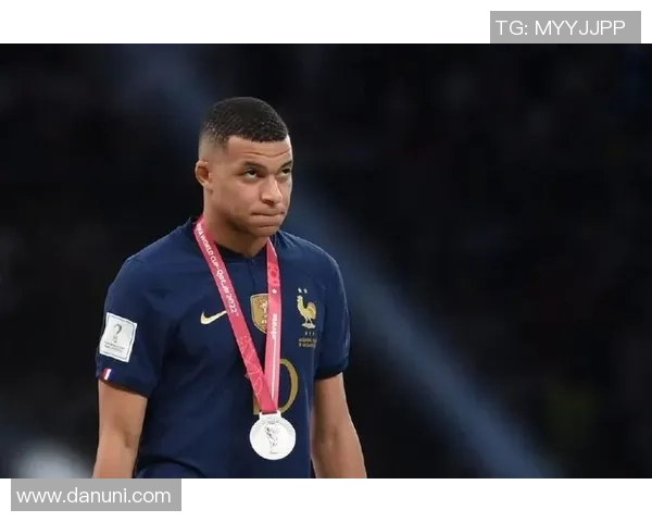 姆巴佩拒绝续约引发风波巴黎或今夏出售他以求转机