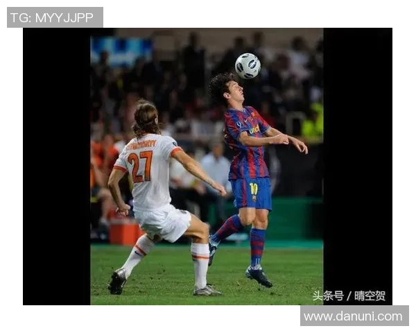 尤文图斯与巴萨激战成焦点双方进球精彩瞬间回顾与分析 尤文图斯与巴萨激战成焦点双方进球精彩瞬间回顾与分析