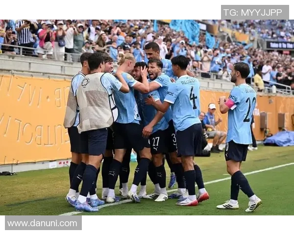 日队与哥伦比亚队激战在即谁将赢得这场精彩对决