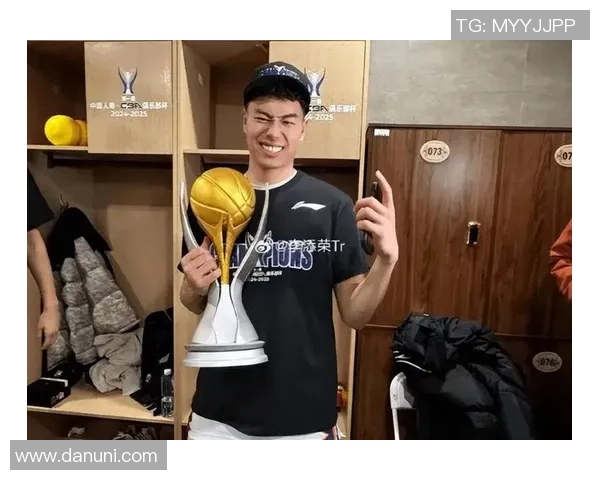 李添荣的奋斗历程与成就探索:从平凡到卓越的精彩人生故事 李添荣的奋斗历程与成就探索:从平凡到卓越的精彩人生故事