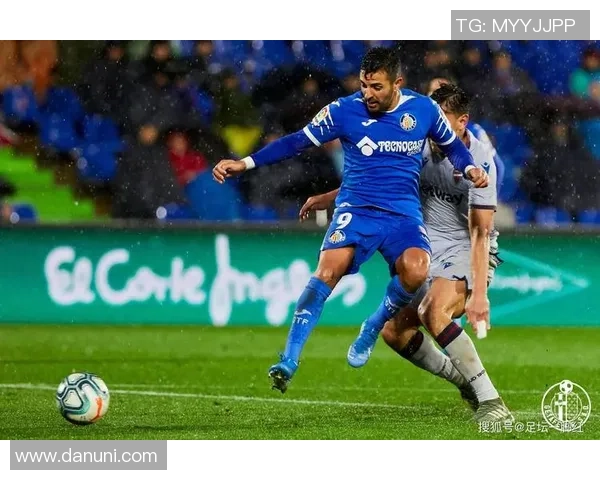 2018年12月伯恩利对阵埃弗顿精彩回顾与赛后分析