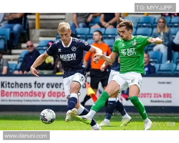 米尔沃尔主场迎战伯恩利双方争夺英冠关键三分之战