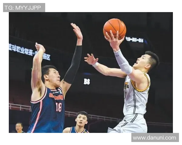 郭艾伦领衔中国男篮新征程展现实力与团队精神的决战时刻